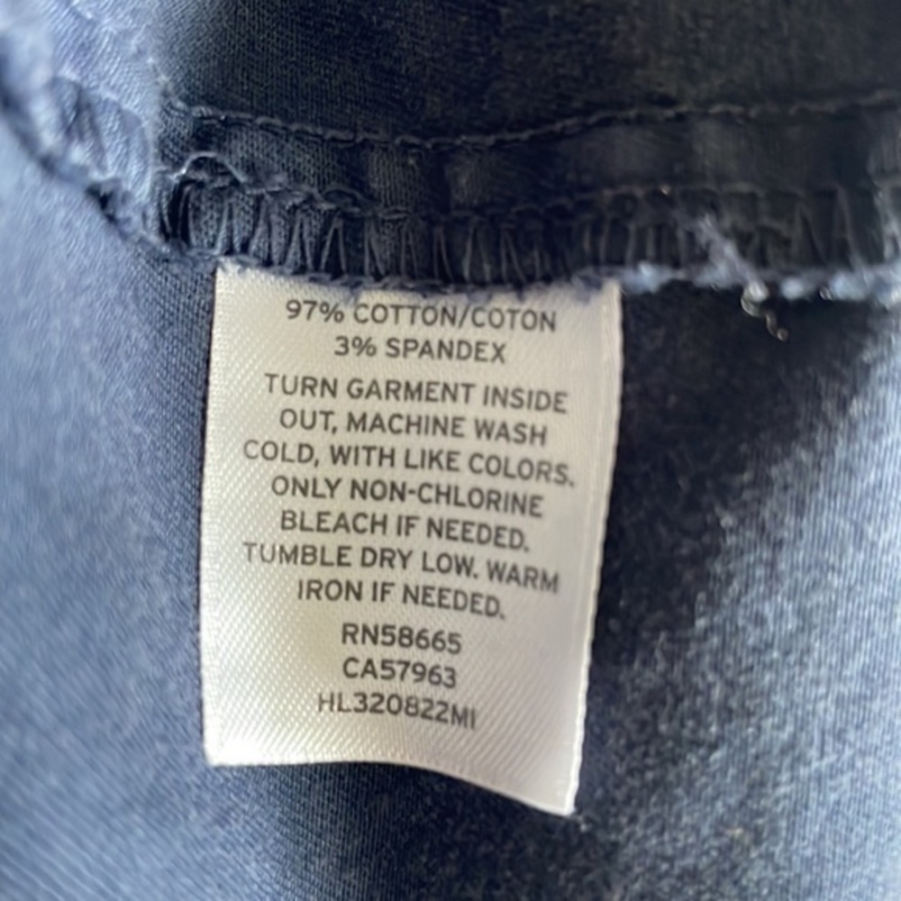 Hinge jacket Blue jacket size Small Designed in Seattle - Picture 9 of 9